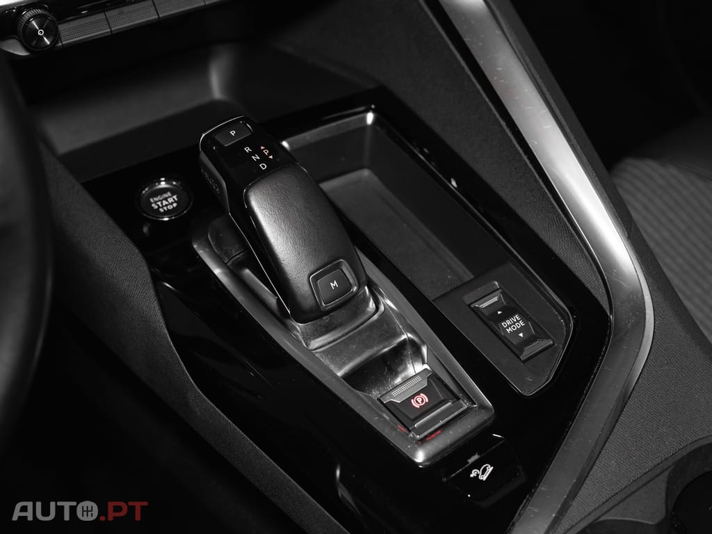 Peugeot 5008 BlueHDI 130 EAT8 Allure