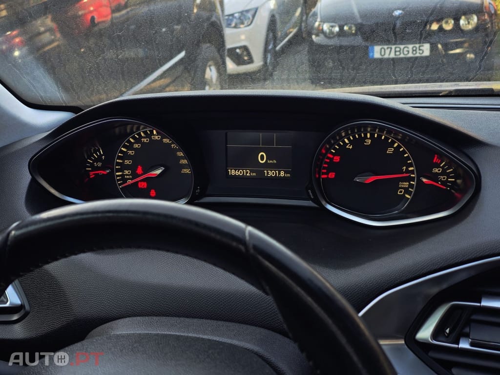 Peugeot 308 SW 1.6 BlueHDi Style