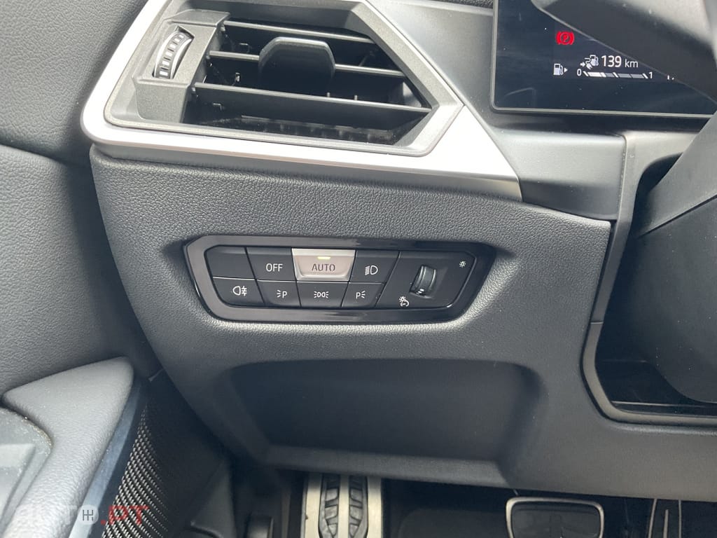 BMW 330 e Pack M Auto