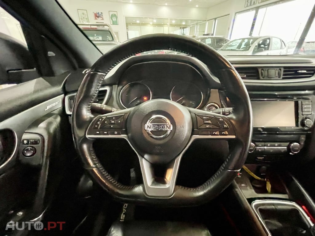 Nissan Qashqai 1.5 dCi Tekna Premium 18 360