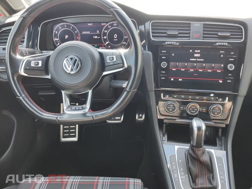 Volkswagen Golf 2.0 TSI GTI DSG