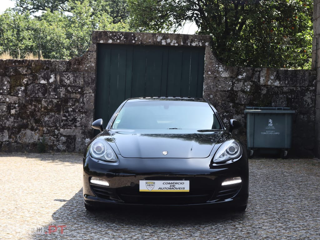 Porsche Panamera Platinum Edition