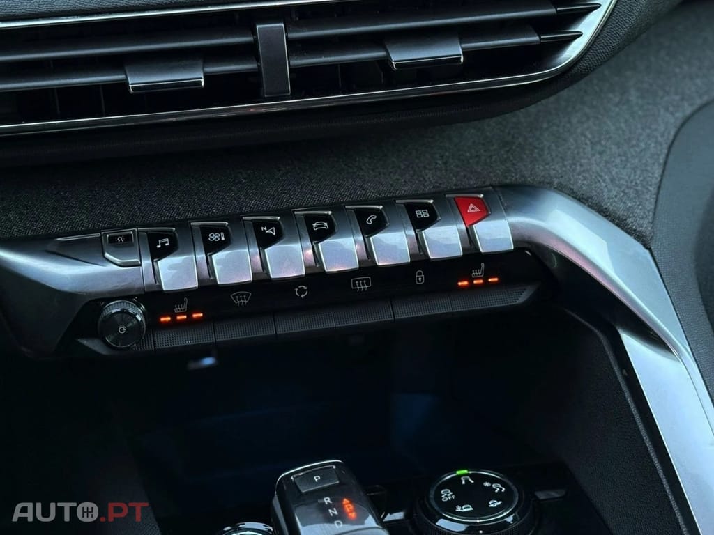 Peugeot 5008 1.5 BlueHDi GT LINE (EAT8)