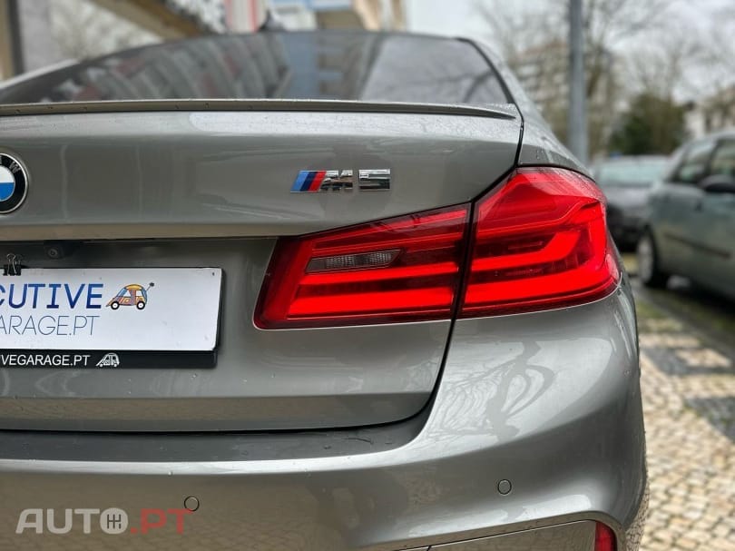 BMW M5 Standard