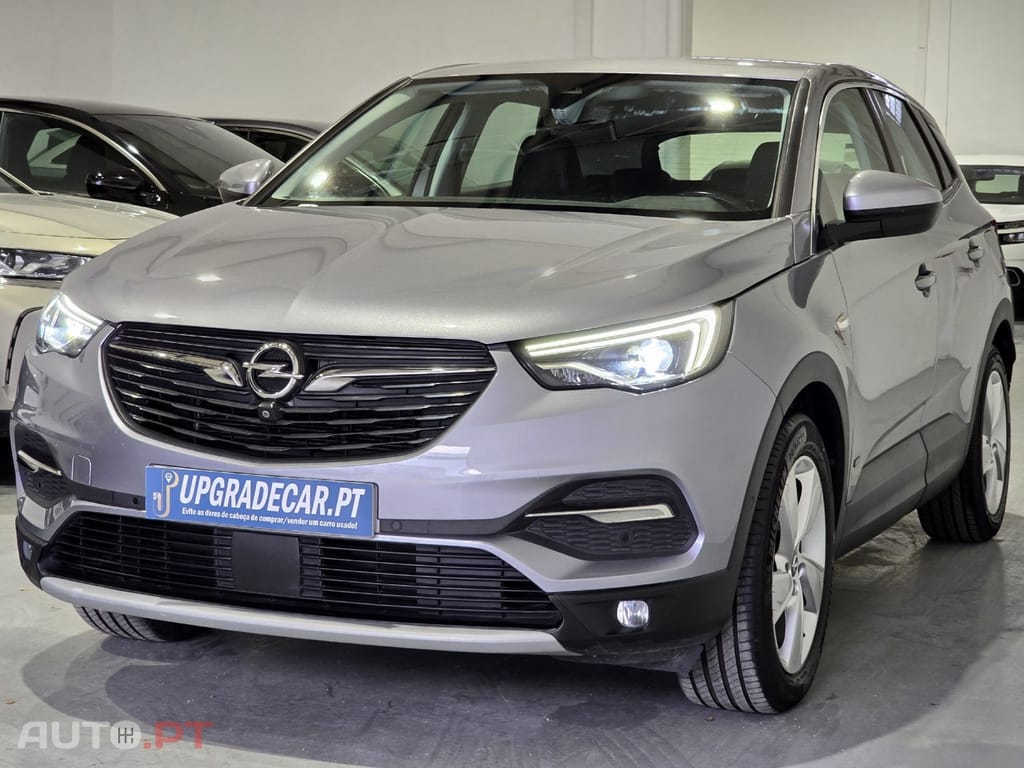 Opel Grandland (X) 1.6 T PHEV Design & Tech