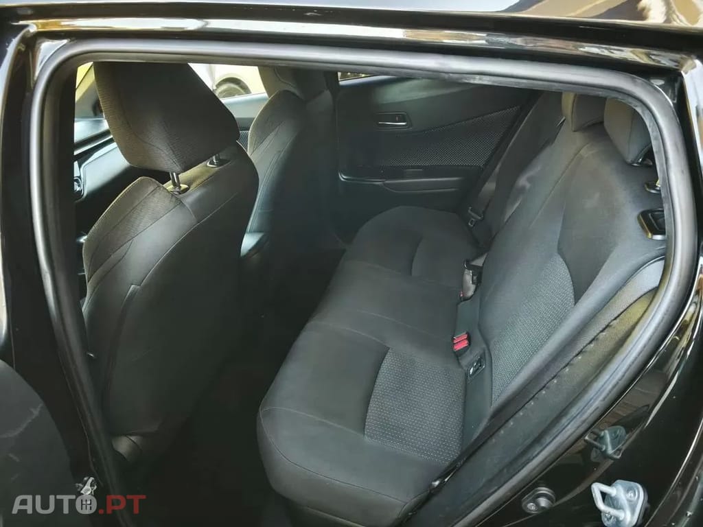 Toyota C-HR 1.8 HSD Comfort