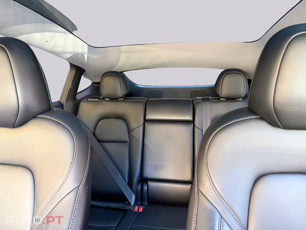 Tesla Model Y I.V.A DEDUTÍVEL 