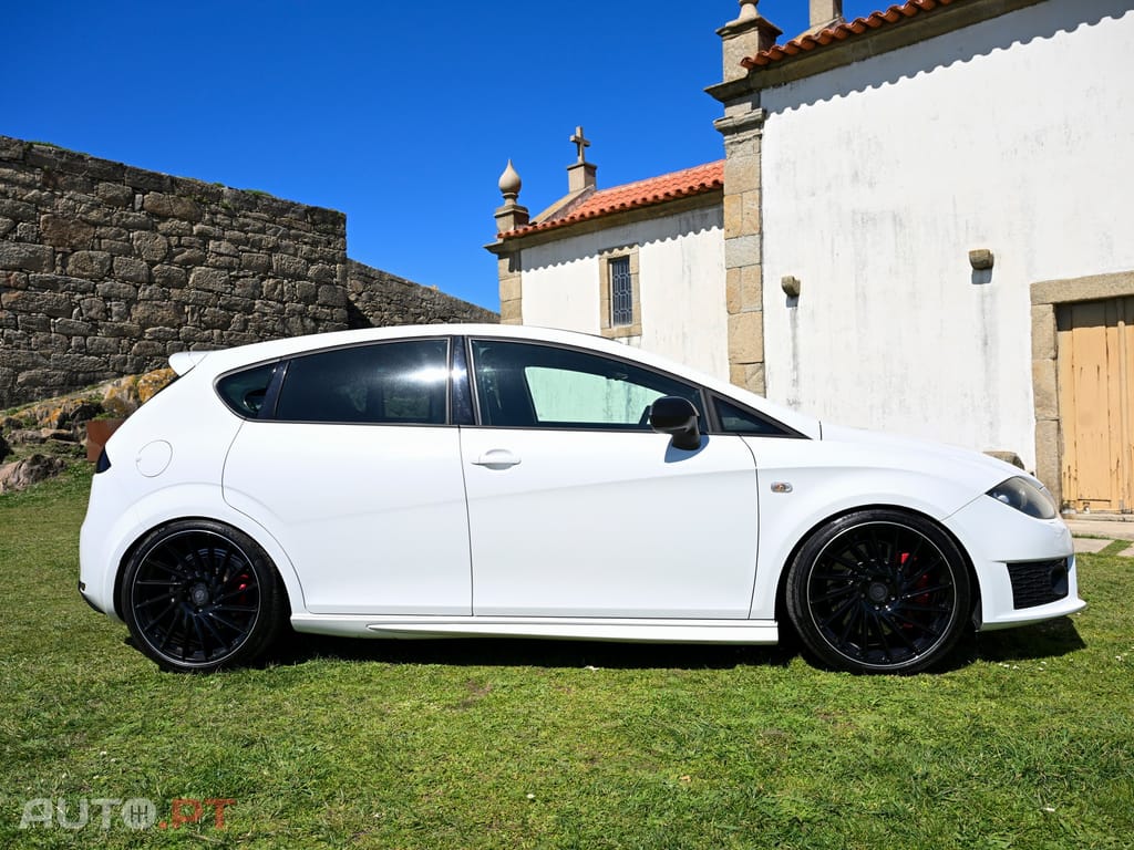 Seat Leon 2.0 TSi Cupra R