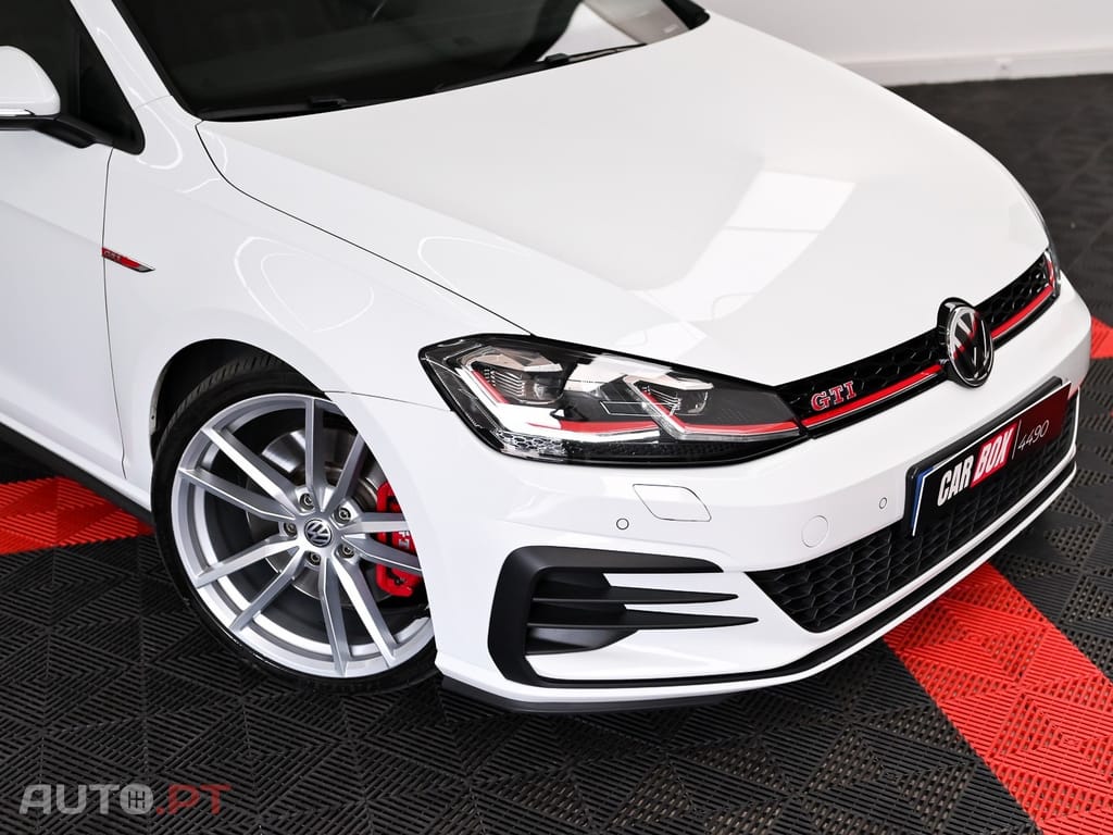Volkswagen Golf 2.0 TSi GTi DSG Performance