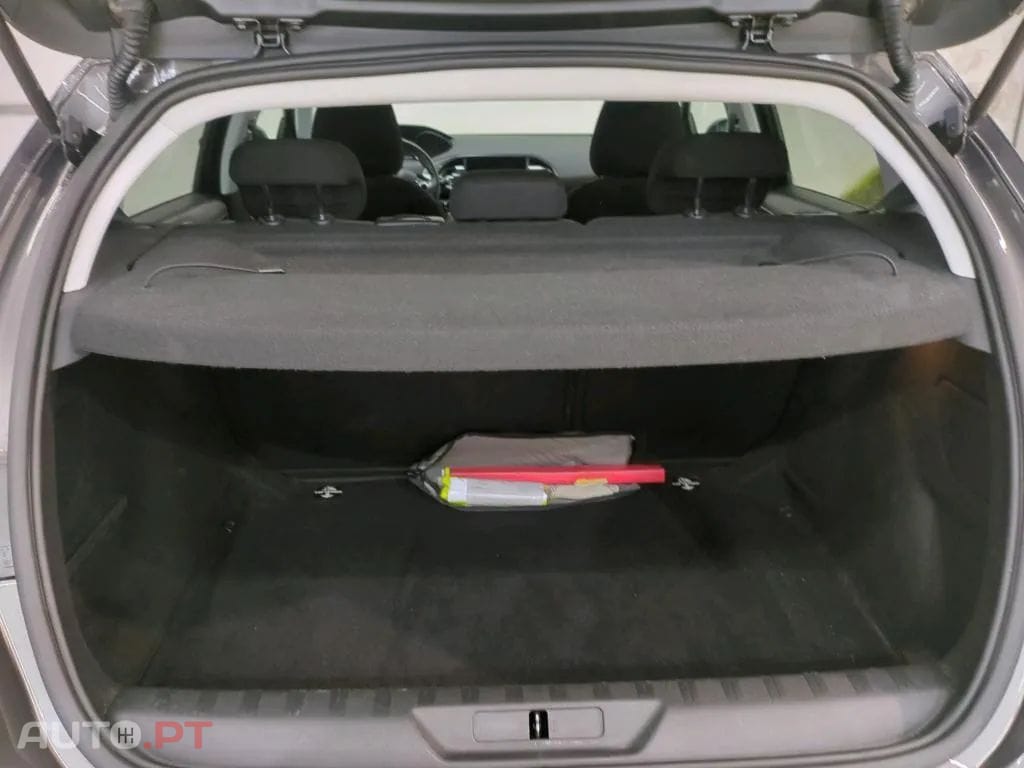 Peugeot 308 1.5 BlueHDi Style