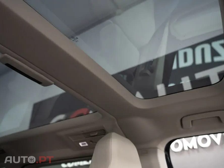 Volkswagen Multivan 1.4 TSI e-Hybrid Life Longa DSG