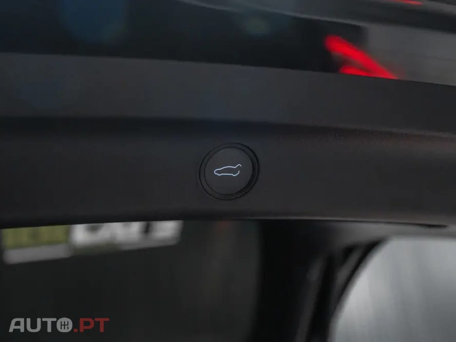 Tesla Model Y Long Range Dual Motor AWD