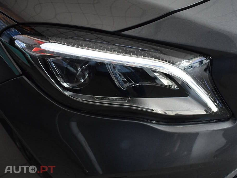 Mercedes-Benz GLA 220 d AMG Line