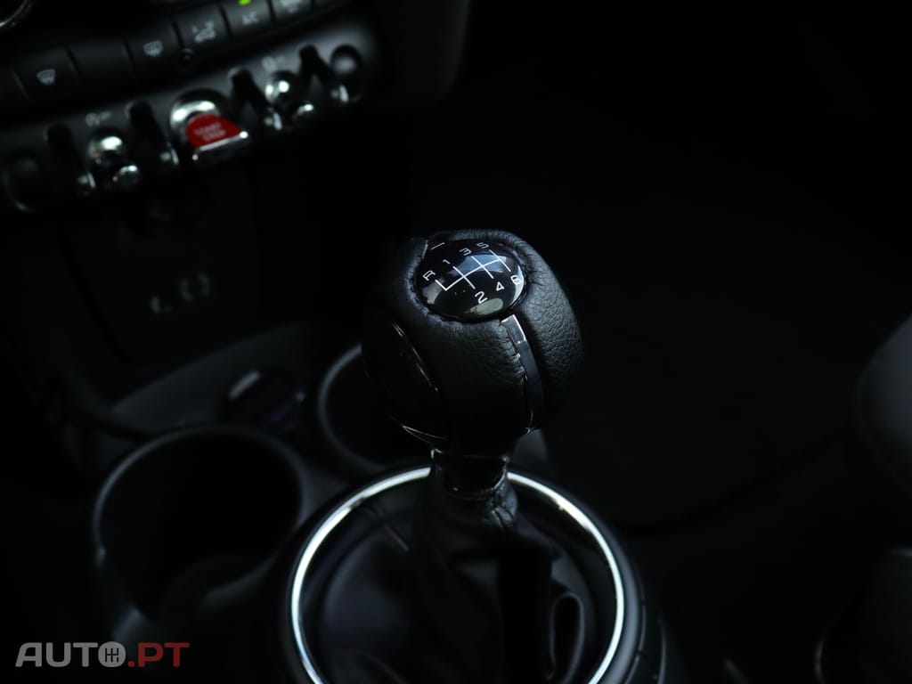 MINI Cooper Cooper D
