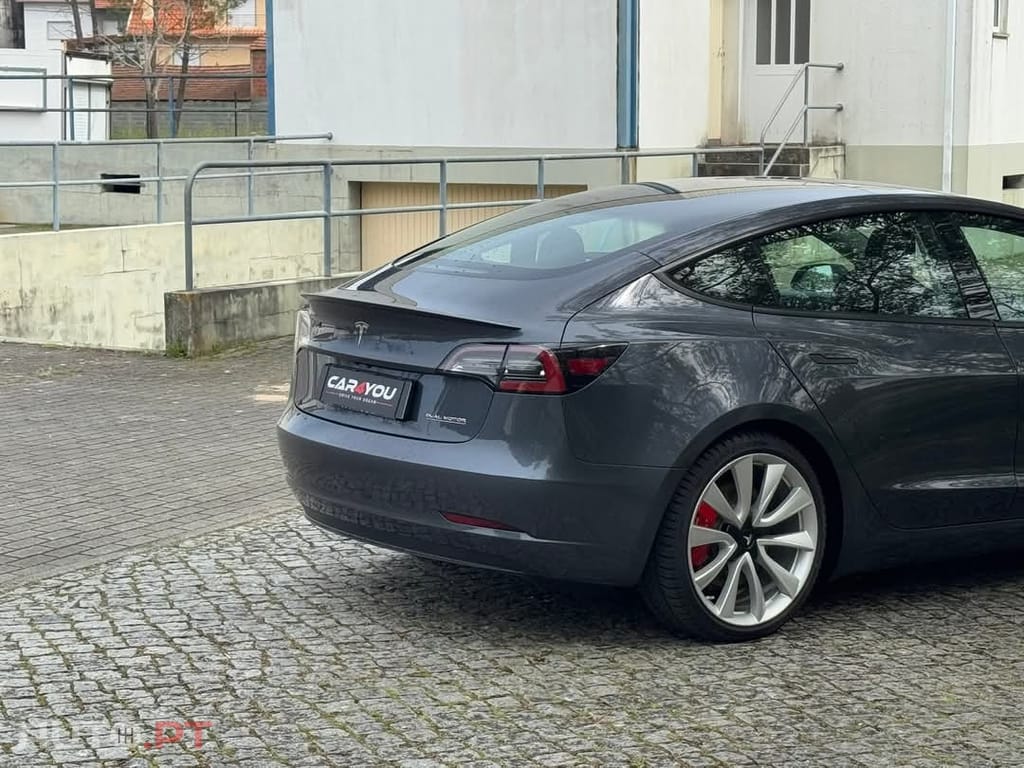Tesla Model 3 Performance Dual Motor AWD