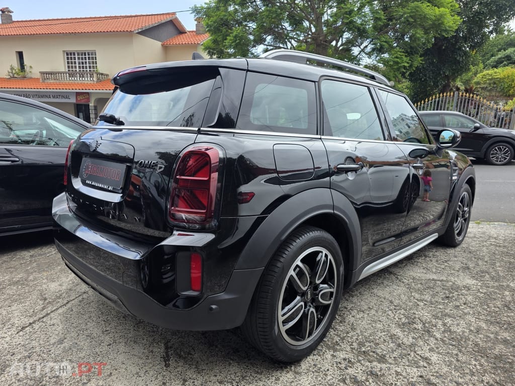 MINI Countryman One D