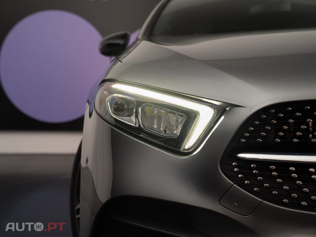 Mercedes-Benz A 250 e AMG Line