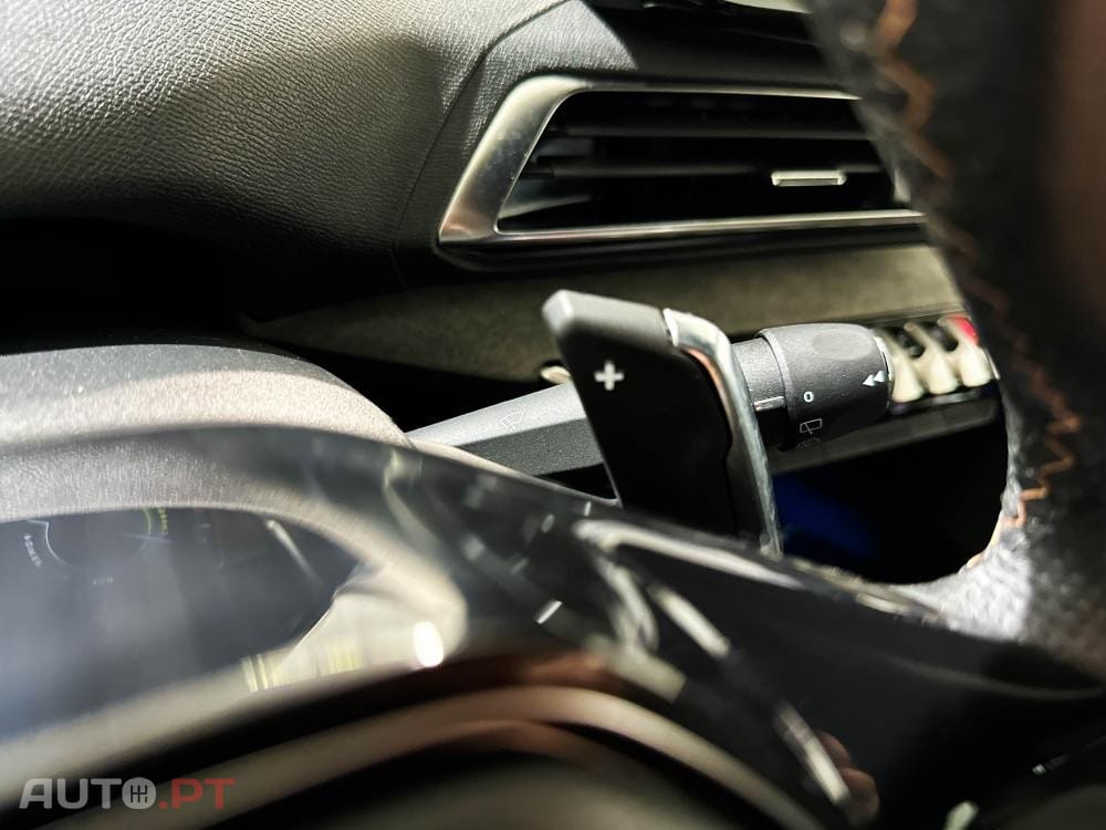 Peugeot 3008 1.6 Hybrid GT Pack e-EAT8