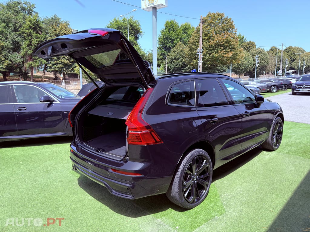 Volvo XC60 2.0 T6 PHEV Black Edition AWD