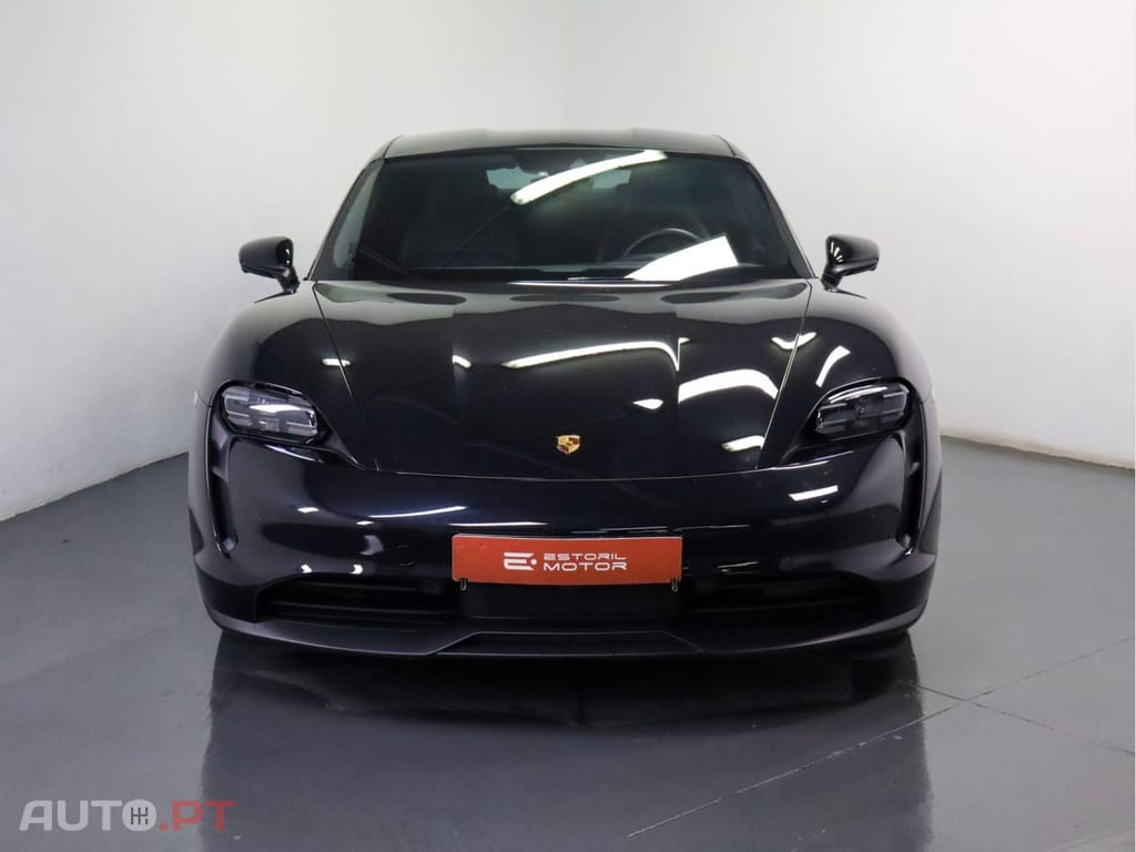 Porsche Taycan Standard