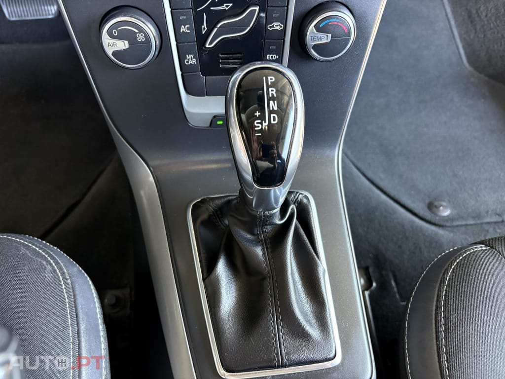 Volvo V40 1.5 T3 Sport Edition Plus Geartronic