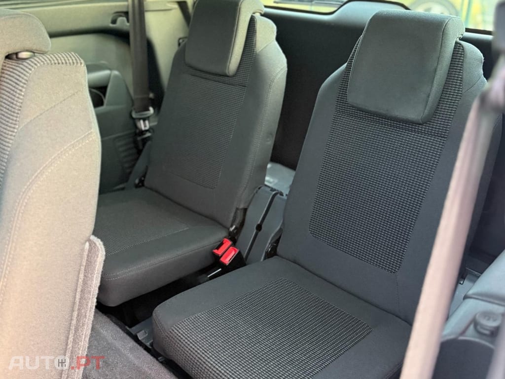 Peugeot 5008 1.6 BlueHDi Active