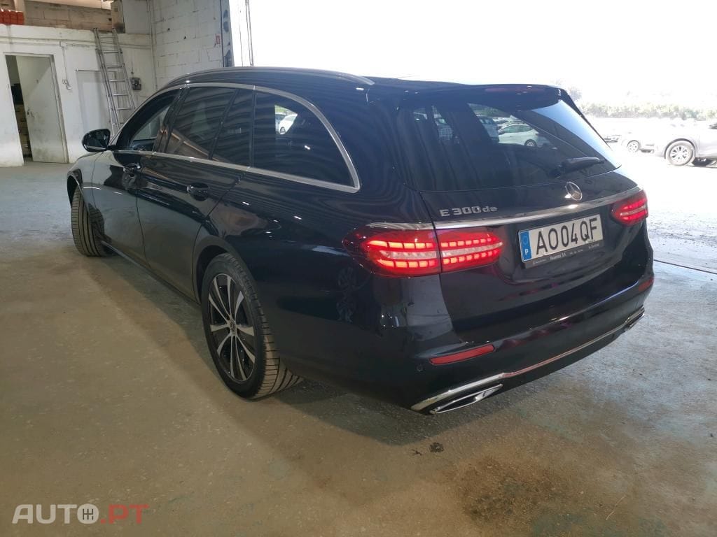 Mercedes-Benz E 300 de Avantgarde