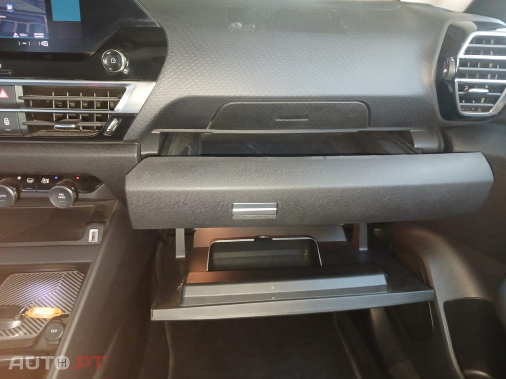 Citroen C4 1.5 BlueHDi Shine Pack EAT8