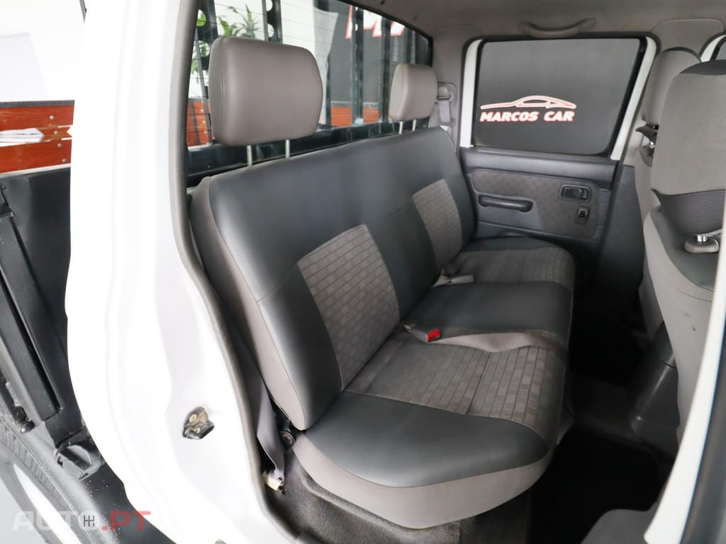 Nissan Navara 2.5 d