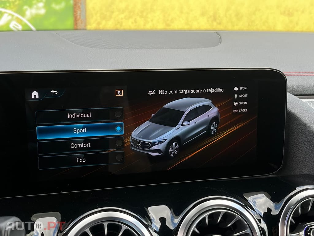 Mercedes-Benz EQB 250 AMG Line