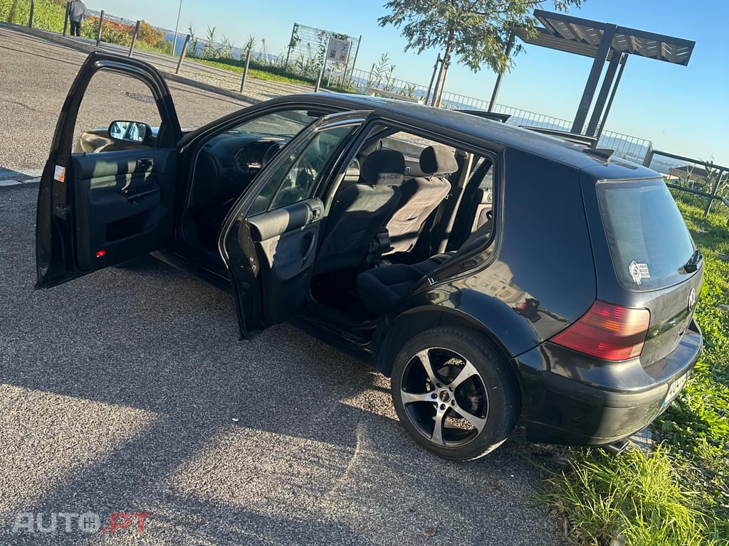 Volkswagen Golf 1.9 tdi