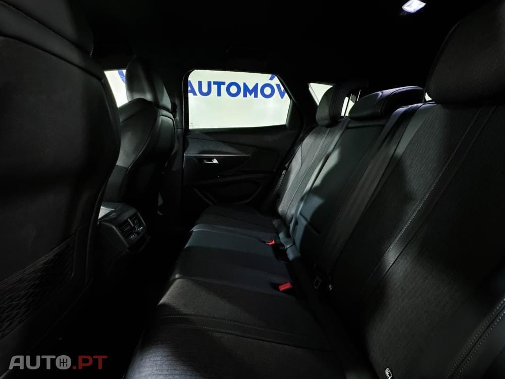 Peugeot 3008 1.6 PureTech GT EAT8