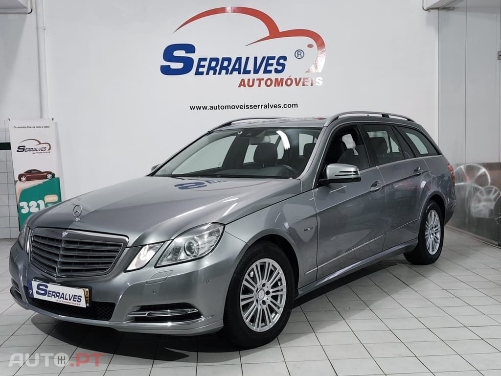 Mercedes-Benz E 250 BlueTEC Elegance Auto. — fotografia 3