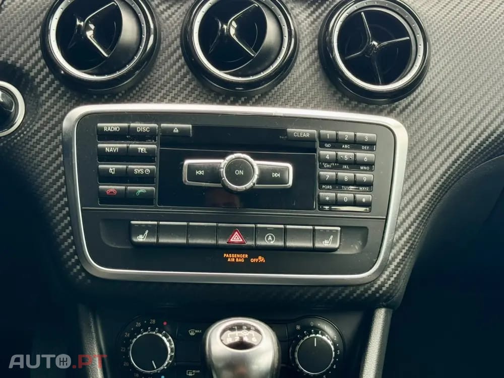 Mercedes-Benz GLA 180 d Style