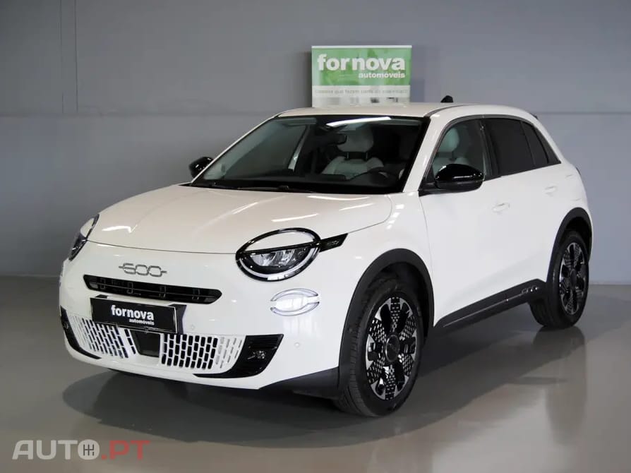 Fiat 600 1.2 Hybrid La Prima