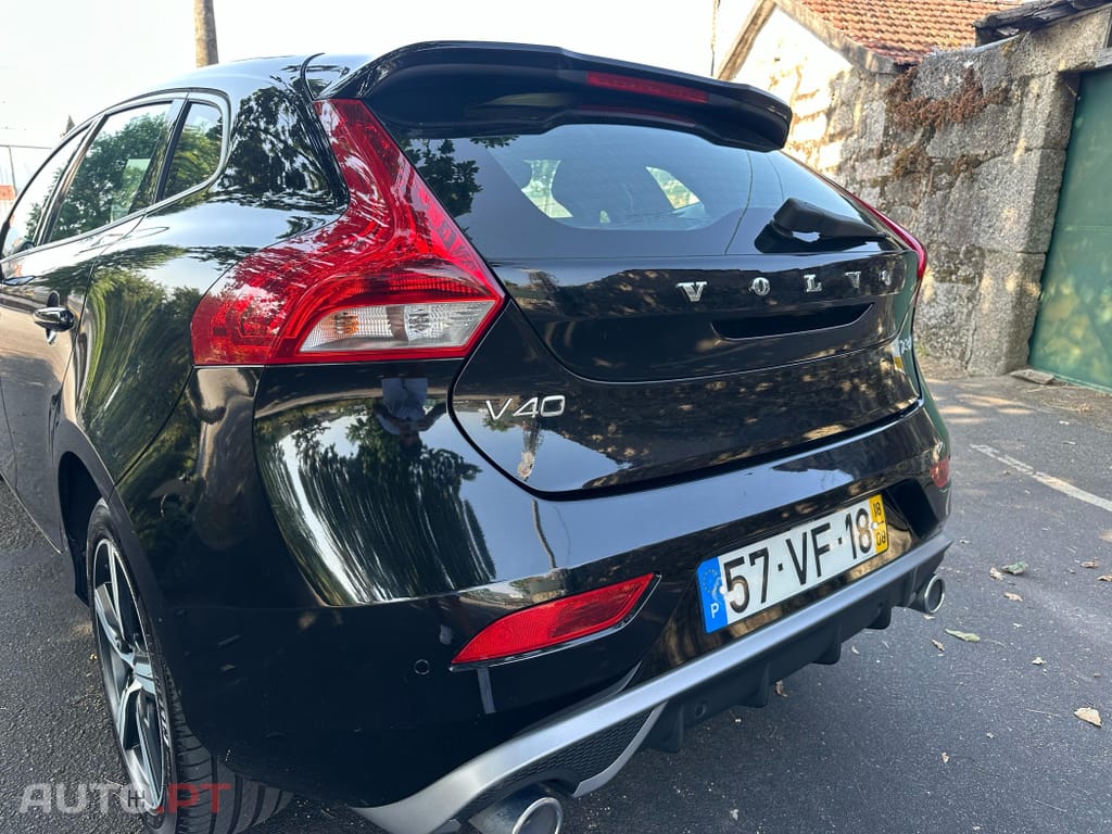 Volvo V40 1.5 T3 Sport Edition R Geartronic