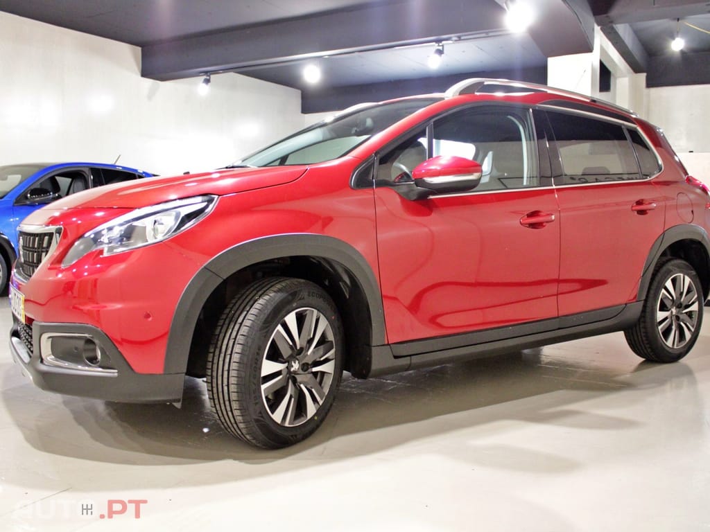 Peugeot 2008 1.2 PureTech Crossway EAT6