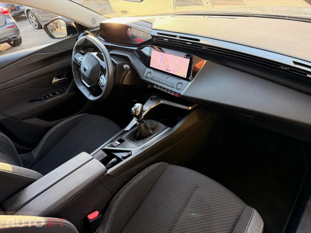 Peugeot 308 SW 1.5 BlueHDi Active Pack — fotografia 11