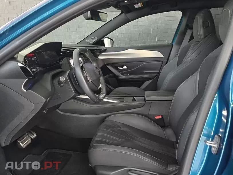 Peugeot 408 1.6 Hybrid GT e-EAT8
