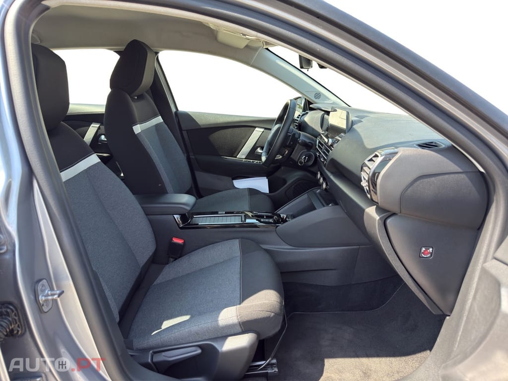 Citroen C4 PureTech 130 Stop&Start EAT8 FEEL PACK