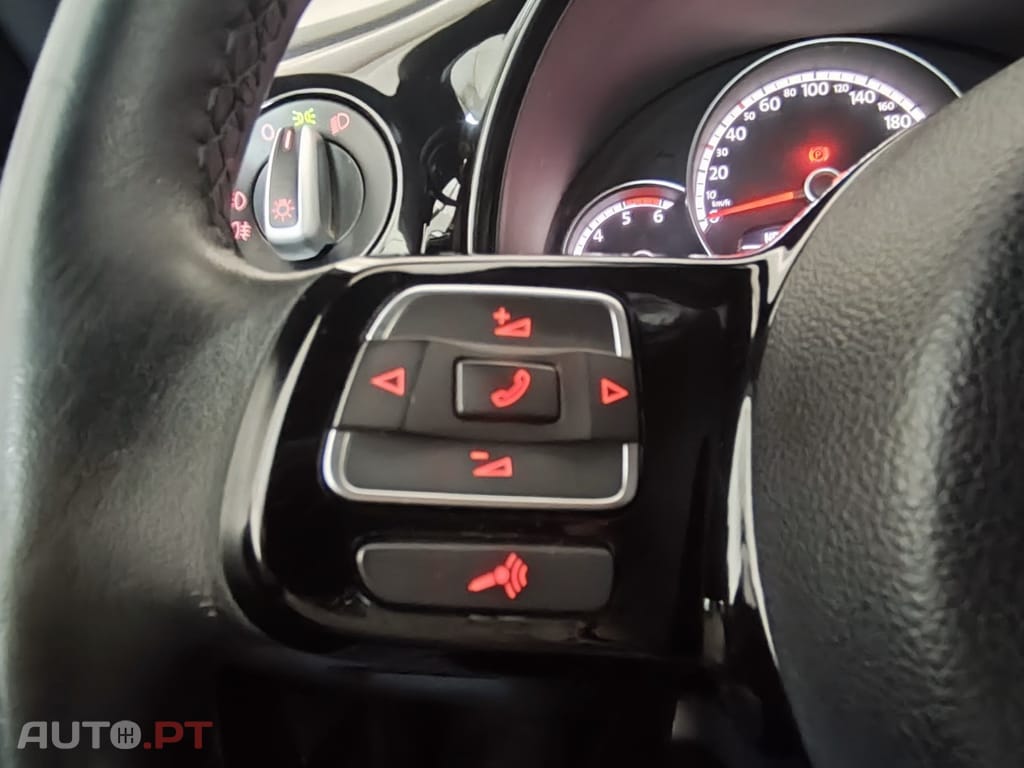 Volkswagen New Beetle 1.6 TDi Design