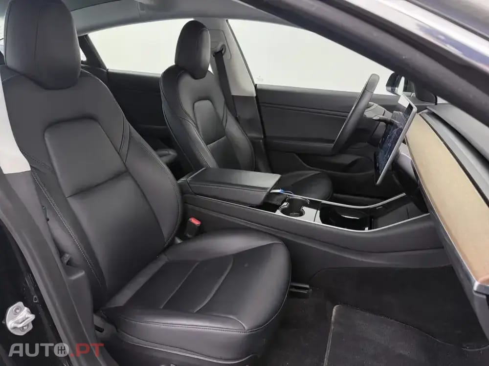 Tesla Model 3 Long-Range Dual Motor AWD