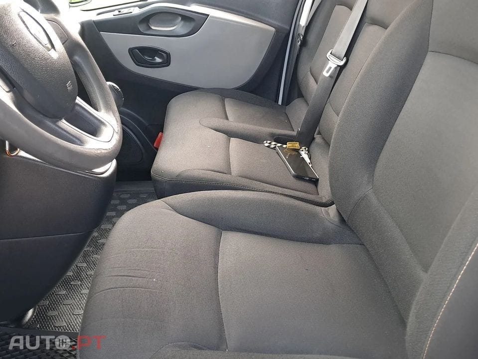 Renault Trafic 1.6 dCi L2H1 1.2T SS