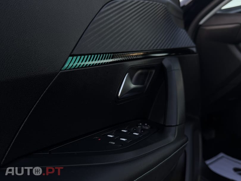 Peugeot 2008 1.2 PureTech Allure Pack EAT8