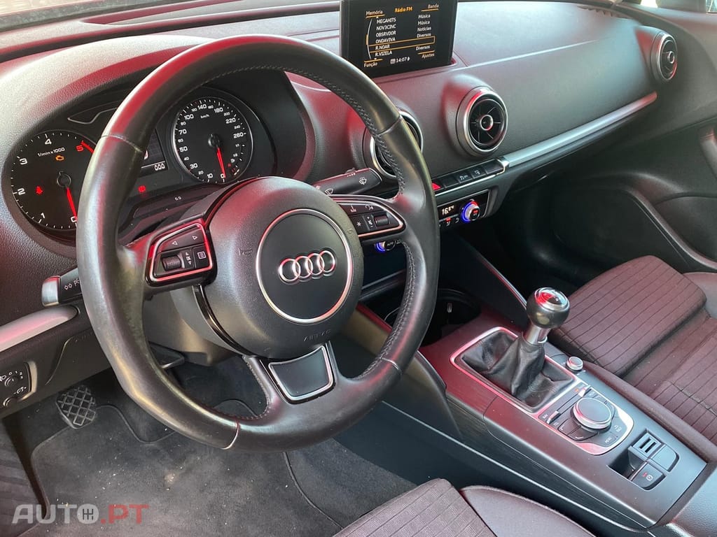 Audi A3 1.6 TDi S-line