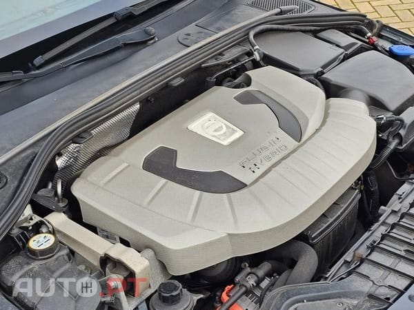 Volvo V60 D6 Plug-In-Hybrid AWD Geartronic Pure Limited