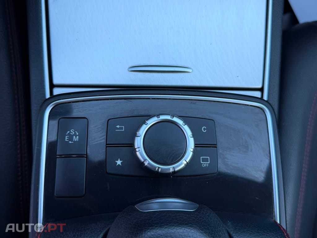 Mercedes-Benz E 220 BlueTEC Auto