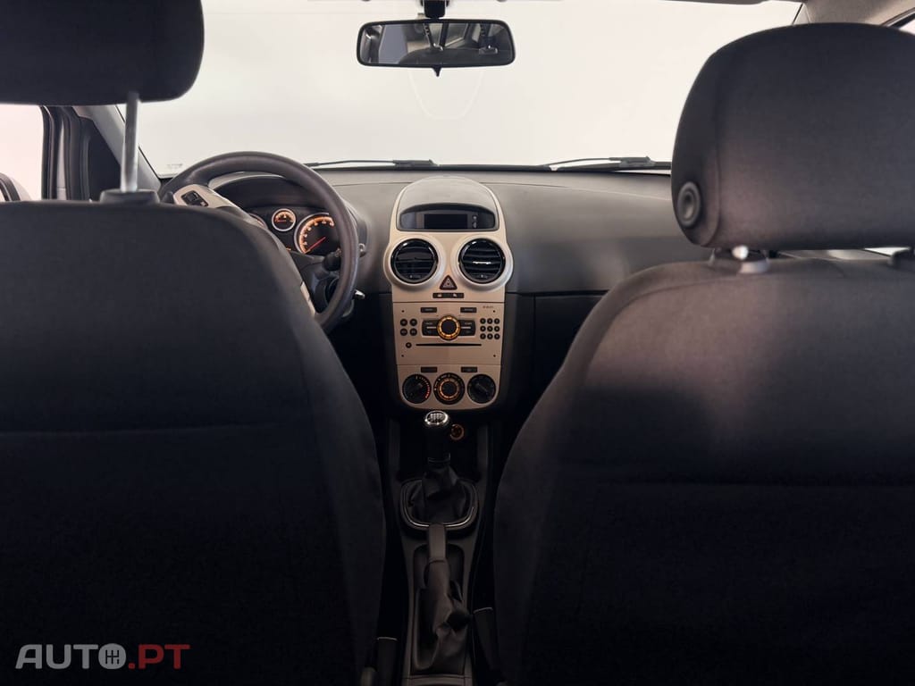 Opel Corsa 1.2 Enjoy