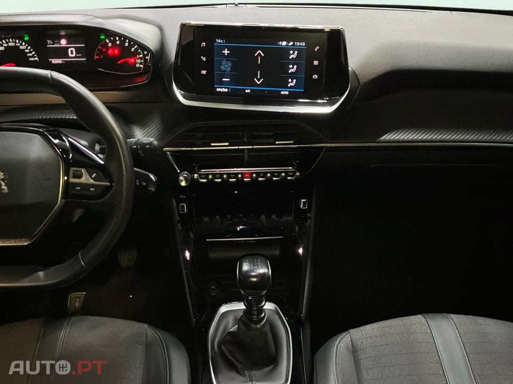 Peugeot 2008 1.2 PureTech Allure