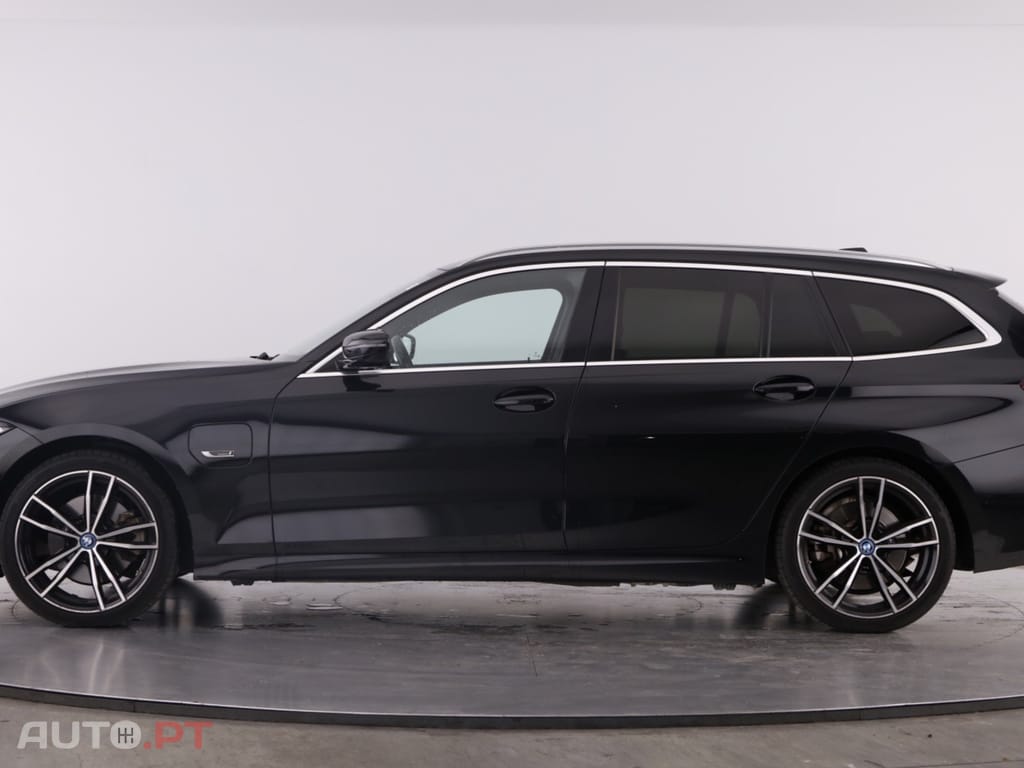 BMW 320 e Pack Desportivo M Auto